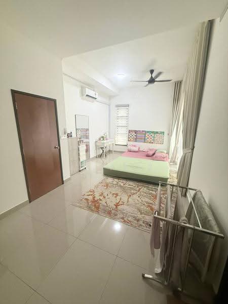 Rumah Kluster untuk Dijual di Pasir Gudang (Johor) - ALHAFIZ AZIS - Bedroom - PropertyGuru.com.my