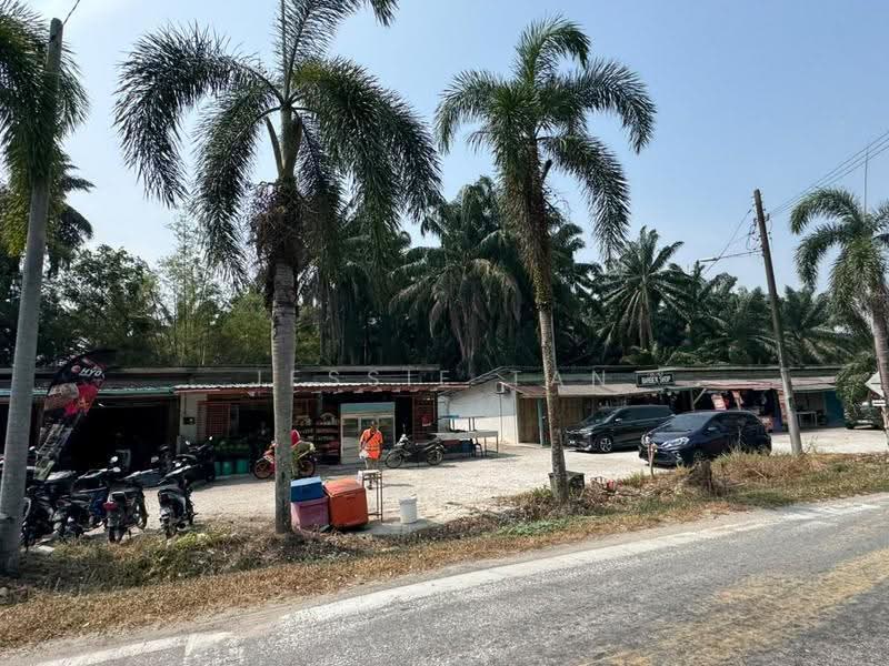 Tanah Pertanian untuk Dijual di Gelang Patah (Johor) - Jessie Tan - Exterior - PropertyGuru.com.my