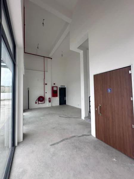 Factory for Rent in Ulu Tiram (Johor) - Caryn Ter - Entrance - PropertyGuru.com.my