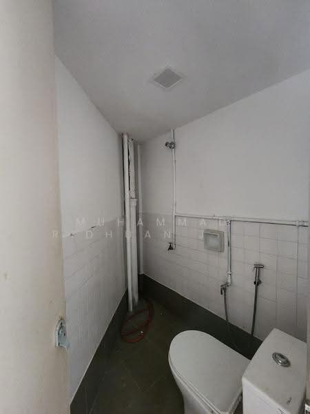Shop / Office untuk Disewa di Ampang Jaya (Ampang) - Muhammad Ridhuan Jaafar - Bathroom - PropertyGuru.com.my