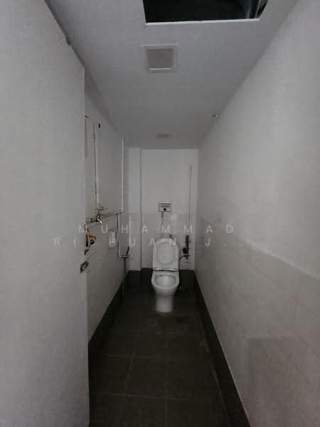Shop / Office untuk Disewa di Ampang Jaya (Ampang) - Muhammad Ridhuan Jaafar - Bathroom - PropertyGuru.com.my