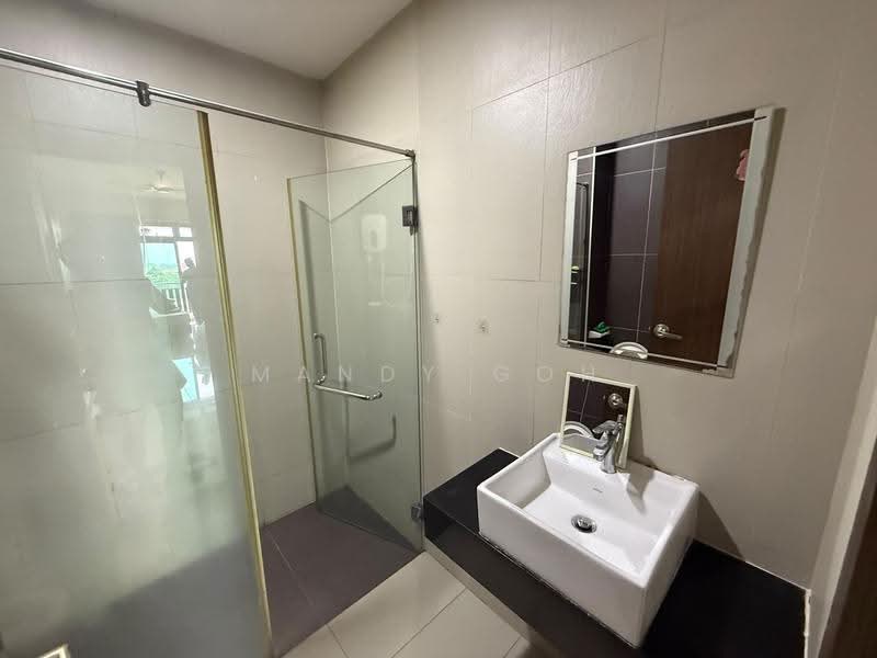 Service Residence for Rent at D'Secret Garden (Pangsapuri Kempas Indah) - Mandy Goh Siew Li - Bathroom - PropertyGuru.com.my