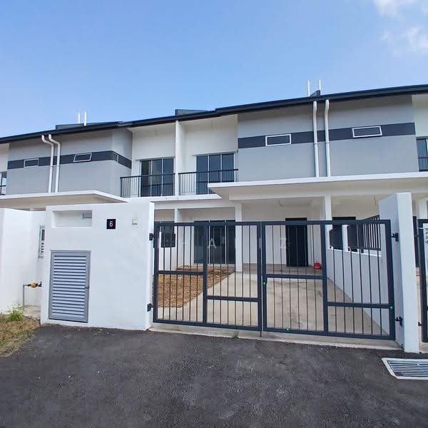 2-storey Terraced House for Sale in Kota Tinggi (Johor) - ALHAFIZ AZIS - Exterior - PropertyGuru.com.my