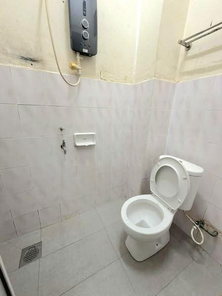 2-storey Terraced House for Sale in Taman Seri Orkid (Skudai) - Serene Low - Bathroom - PropertyGuru.com.my