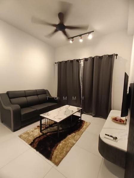 Kediaman Servis untuk Dijual di Sinaran @ Utropolis - Tommy Gan - Living Room - PropertyGuru.com.my