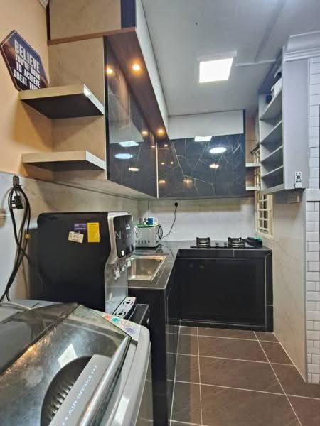 Flat for Sale at Taman Putri Kulai - Mandy Goh Siew Li - Kitchen - PropertyGuru.com.my