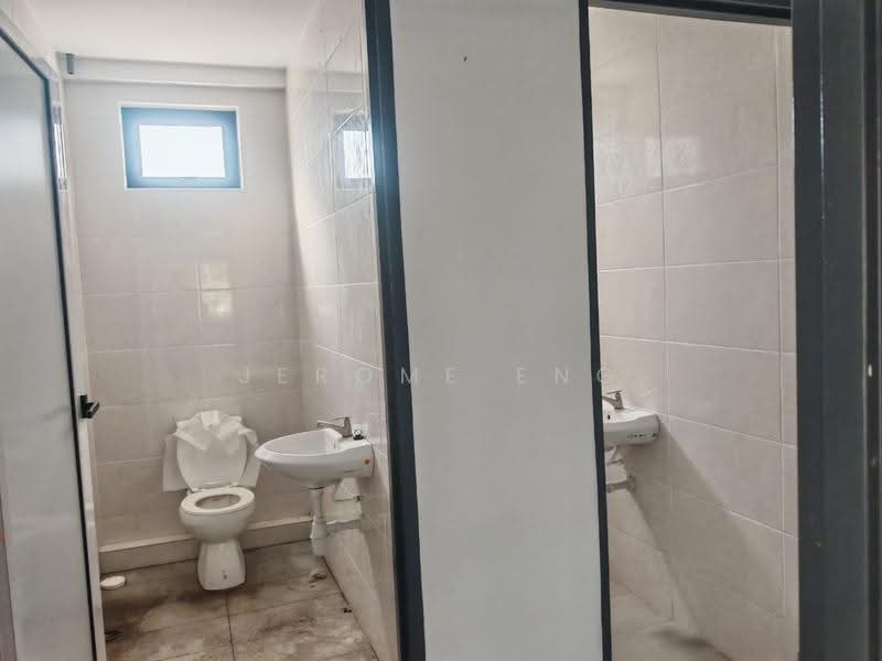 Factory for Rent in Bandar Cassia (Batu Kawan) - Jerome Eng - Bathroom - PropertyGuru.com.my