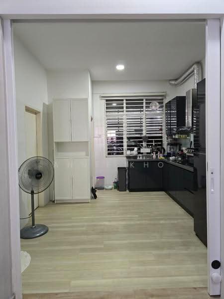 1-storey Terraced House for Sale in Alam Nusantara (Setia Alam) - Annie Kho - Kitchen - PropertyGuru.com.my
