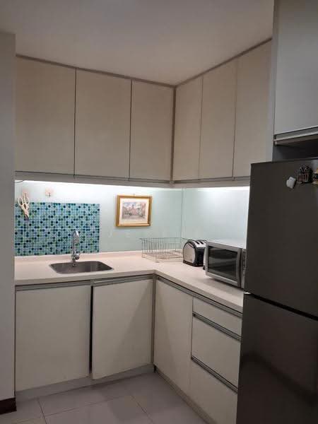 Kediaman Servis untuk Dijual di Cormar Suites (Fraser Place (Lot 163)) - Jessie Sim - Kitchen - PropertyGuru.com.my