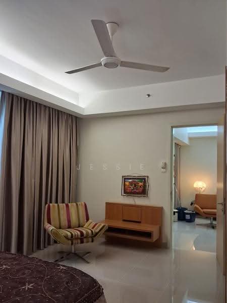 Kediaman Servis untuk Dijual di Cormar Suites (Fraser Place (Lot 163)) - Jessie Sim - Bedroom - PropertyGuru.com.my