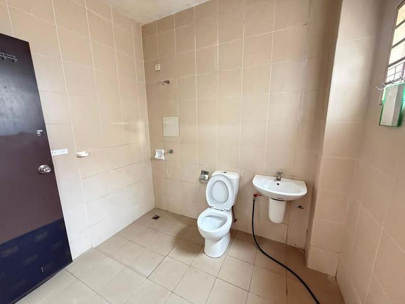 2-storey Terraced House for Sale in Rawang (Selangor) - Evelyn Khoo - Bathroom - PropertyGuru.com.my