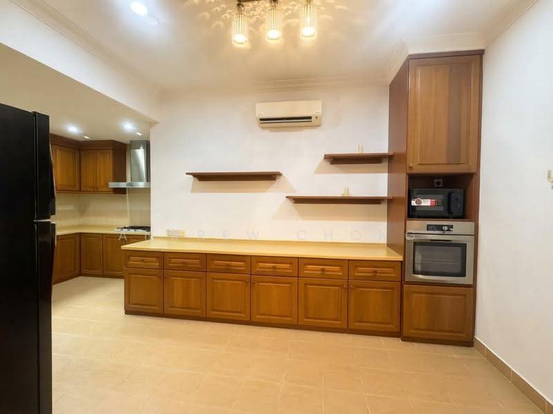 Bungalow House for Rent in Batu Ferringhi (Penang) - Andrew Chong - Kitchen - PropertyGuru.com.my