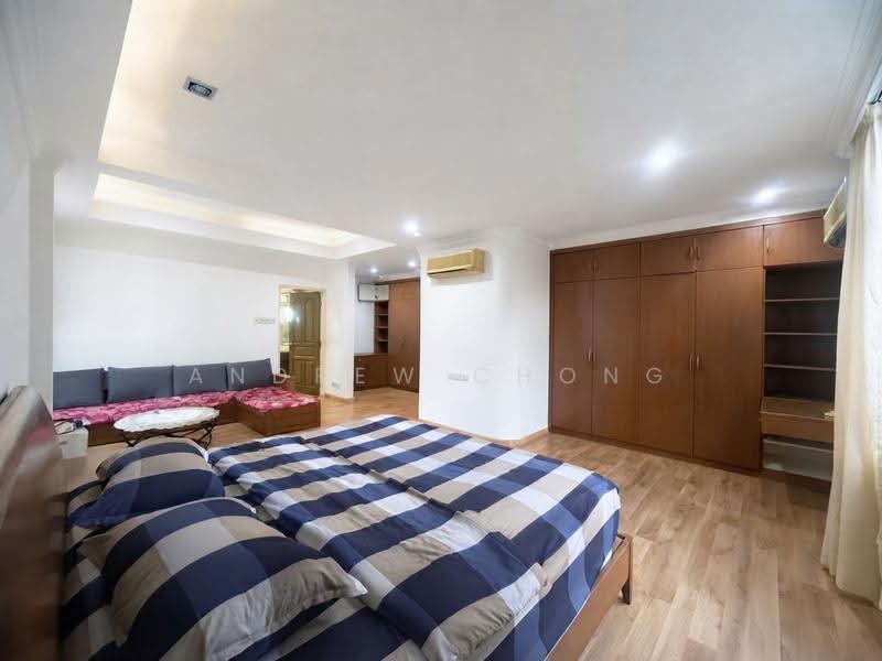 Bungalow House for Rent in Batu Ferringhi (Penang) - Andrew Chong - Bedroom - PropertyGuru.com.my