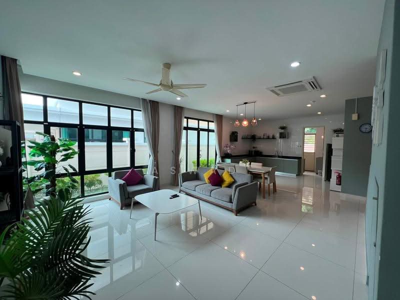 Rumah Berkembar untuk Dijual di Pearl Residences (Batu Ferringhi) - Aswad . - Living Room - PropertyGuru.com.my