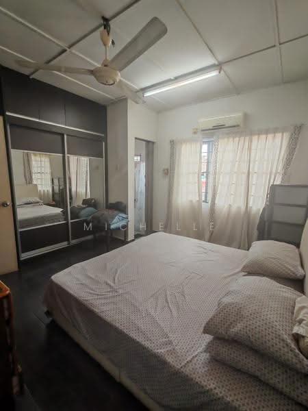 Rumah Teres untuk Dijual di TAMAN PUCHONG UTAMA (Puchong) - Michelle Tai - Bedroom - PropertyGuru.com.my