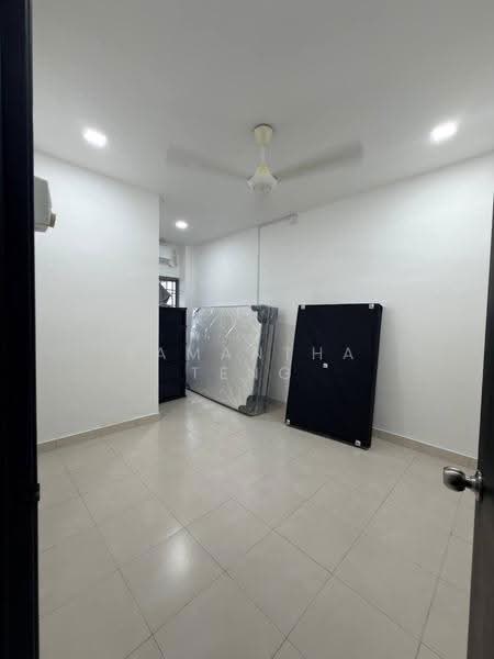 2-storey Terraced House for Sale in Johor Bahru (Johor) - Samantha Teng - Interior - PropertyGuru.com.my