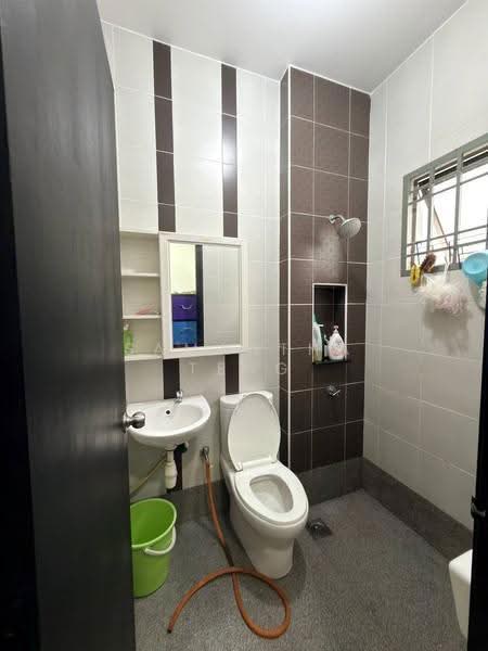 2-storey Terraced House for Sale in Johor Bahru (Johor) - Samantha Teng - Bathroom - PropertyGuru.com.my