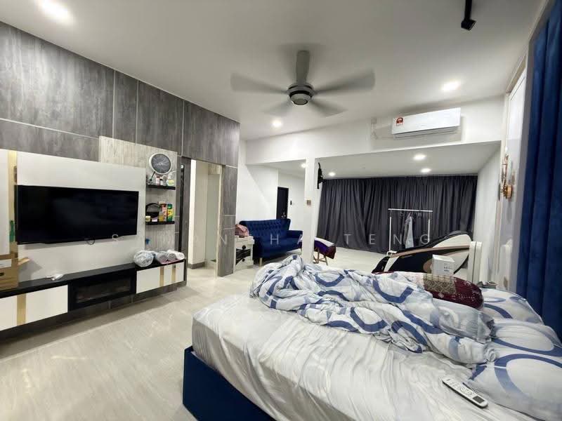 2-storey Terraced House for Sale in Johor Bahru (Johor) - Samantha Teng - Living Room - PropertyGuru.com.my