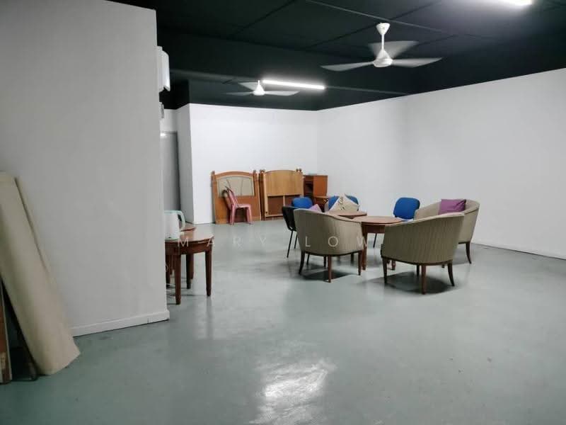 Shop / Office for Rent in Taman Melaka Jaya (Batu Berendam) - Mary Low - Interior - PropertyGuru.com.my