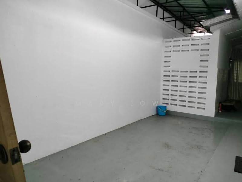Shop / Office for Rent in Taman Melaka Jaya (Batu Berendam) - Mary Low - Interior - PropertyGuru.com.my