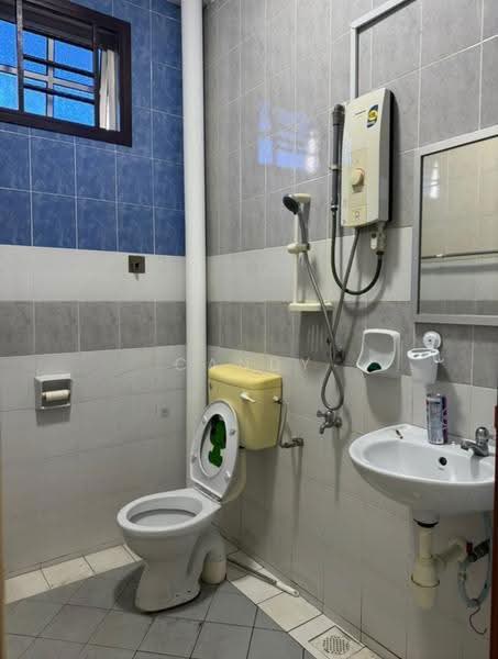 1-storey Terraced House for Rent in Taman Mount Austin (Tebrau) - Candy Yap - Bathroom - PropertyGuru.com.my