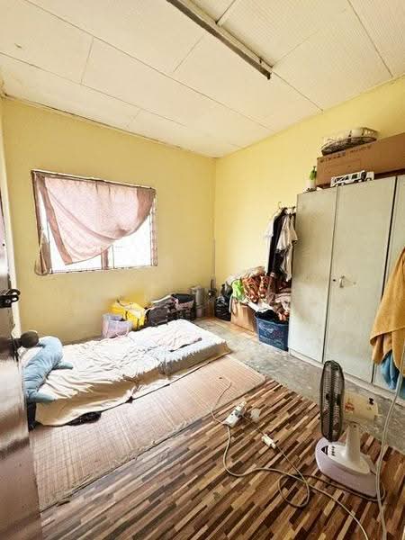Rumah Flat untuk Dijual di Flat Bandar Selesa Jaya @ Jalan Silat Gayong - Constance Chan - Bedroom - PropertyGuru.com.my