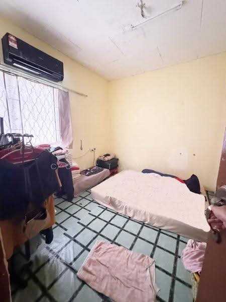 Rumah Flat untuk Dijual di Flat Bandar Selesa Jaya @ Jalan Silat Gayong - Constance Chan - Bedroom - PropertyGuru.com.my