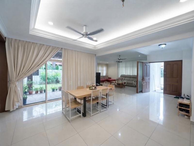 Bungalow House for Sale in Batu Ferringhi (Penang) - Andrew Chong - Living Room - PropertyGuru.com.my