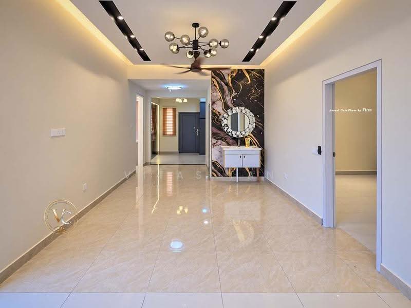 Rumah Teres 2-Tingkat untuk Disewa di Bandar Bukit Raja (Klang) - Vitas Tan - Living Room - PropertyGuru.com.my