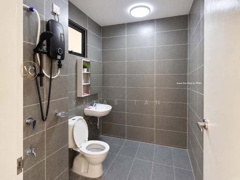 Rumah Teres 2-Tingkat untuk Disewa di Bandar Bukit Raja (Klang) - Vitas Tan - Bathroom - PropertyGuru.com.my