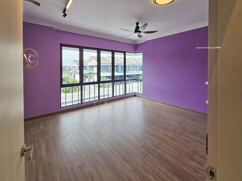 Rumah Teres 2-Tingkat untuk Disewa di Bandar Bukit Raja (Klang) - Vitas Tan - View - PropertyGuru.com.my