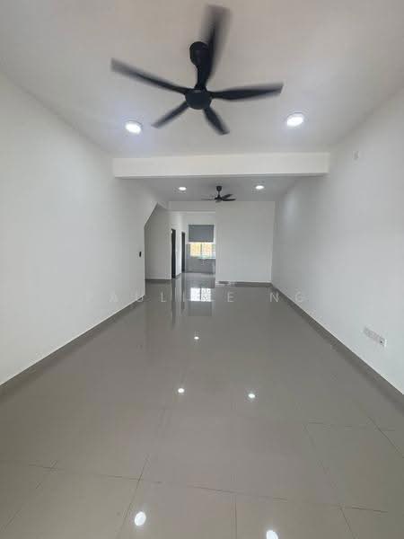 Terraced House for Rent in Bandar Dato Onn (Tebrau) - Pauline Ng - Living Room - PropertyGuru.com.my
