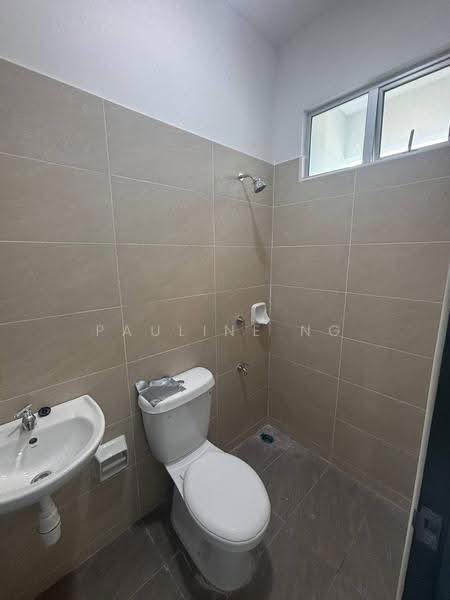 Terraced House for Rent in Bandar Dato Onn (Tebrau) - Pauline Ng - Bathroom - PropertyGuru.com.my