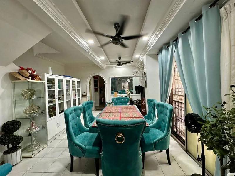 2-storey Terraced House for Sale in Taman Scientex Pasir Gudang (Pasir Gudang) - ALHAFIZ AZIS - Dining Room - PropertyGuru.com.my