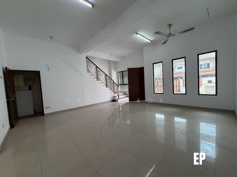 2-storey Terraced House for Sale in Kota Bayuemas (Klang) - Daniel Kok - Living Room - PropertyGuru.com.my