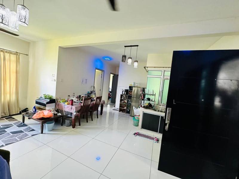 Condominium for Sale at Saville @ The Park - Hakimi Akmal - Living Room - PropertyGuru.com.my