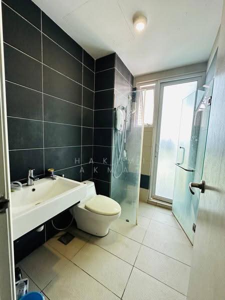 Condominium for Sale at Saville @ The Park - Hakimi Akmal - Bathroom - PropertyGuru.com.my