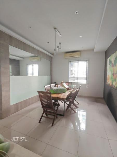 Rumah Kluster untuk Dijual di Setia Damai (Setia Alam) - Daniel Kok - Dining Room - PropertyGuru.com.my