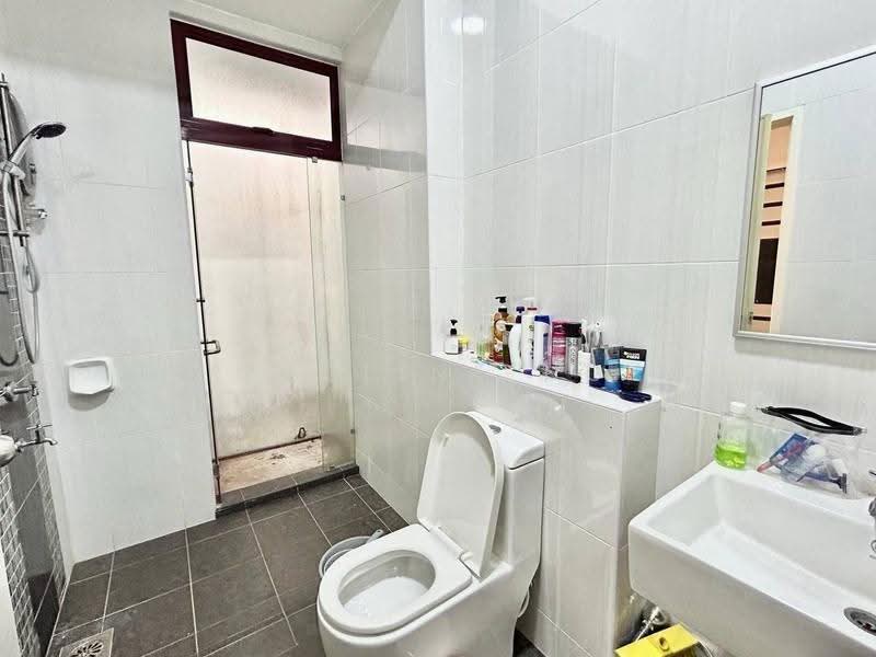 Terraced House for Sale in Taman Mutiara Rini (Skudai) - Pauline Ng - Bathroom - PropertyGuru.com.my