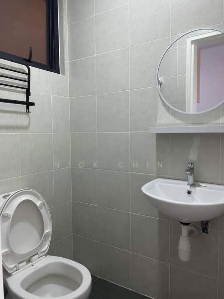 Kediaman Servis untuk Disewa di MKH Boulevard II - Nick Chin - Bathroom - PropertyGuru.com.my