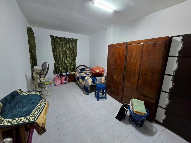 Rumah Teres 2-Tingkat untuk Dijual di Bandar Country Homes (Rawang) - Zann Fauzan - Bedroom - PropertyGuru.com.my