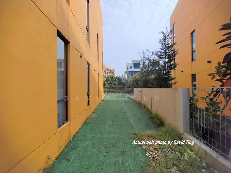 3-storey Terraced House for Rent in Lake Fields (Sungai Besi) - David Ting - Exterior - PropertyGuru.com.my