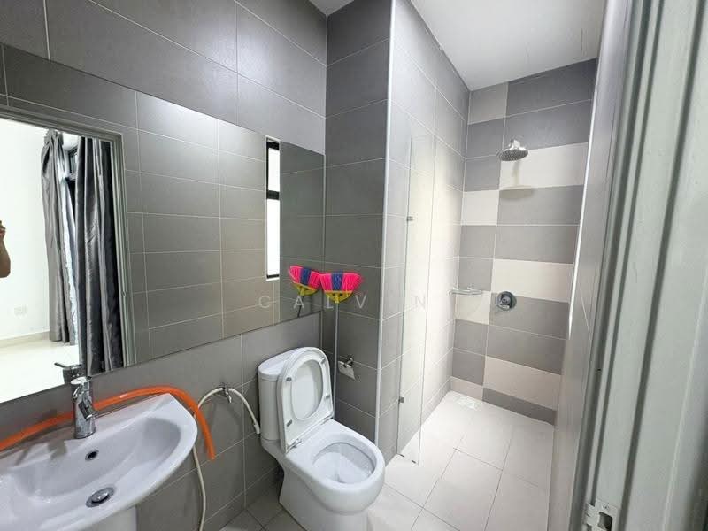 Rumah Kluster untuk Dijual di Mutiara Rini (Skudai) - Calvin Lee - Bathroom - PropertyGuru.com.my