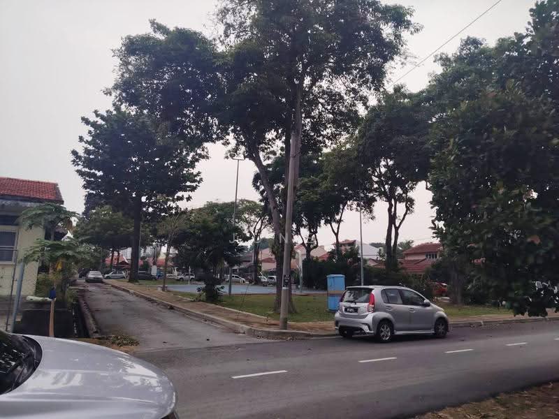 Rumah Berkembar untuk Disewa di Petaling Jaya (Selangor) - June Pei - Exterior - PropertyGuru.com.my