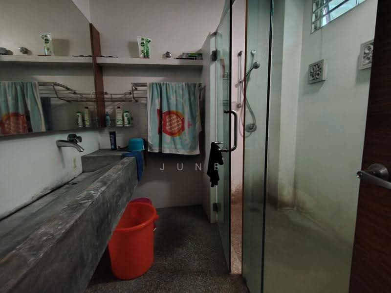 Rumah Berkembar untuk Disewa di Petaling Jaya (Selangor) - June Pei - Bathroom - PropertyGuru.com.my