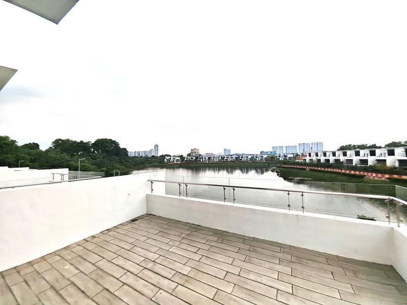 Terraced House for Sale in Lake Fields (Sungai Besi) - David Ting - Balcony - PropertyGuru.com.my