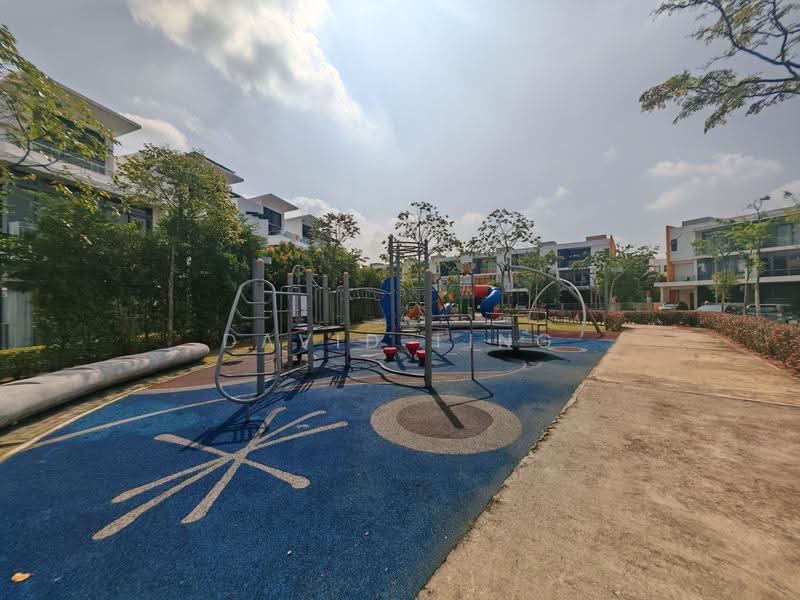 Terraced House for Sale in Lake Fields (Sungai Besi) - David Ting - PropertyGuru.com.my