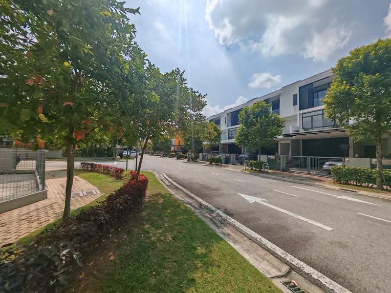 Terraced House for Sale in Lake Fields (Sungai Besi) - David Ting - PropertyGuru.com.my