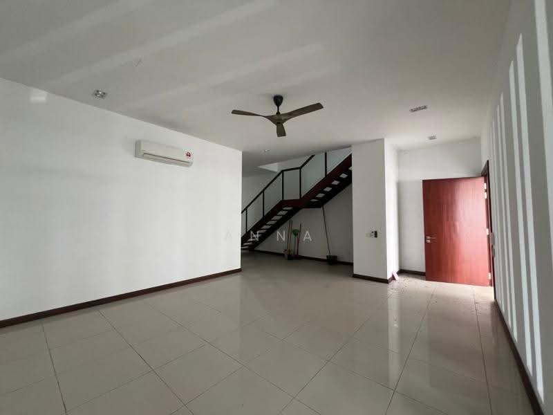 Bungalow House for Rent in Eco Sanctuary (Telok Panglima Garang) - Anna Tan - Living Room - PropertyGuru.com.my