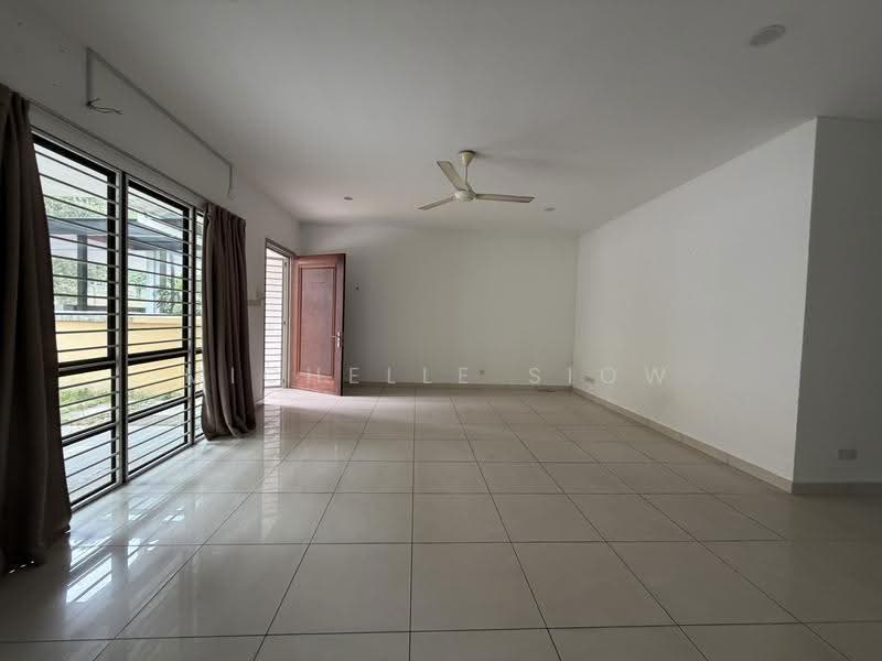 2-storey Terraced House for Sale in Cheras (Selangor) - Michelle Siow - Living Room - PropertyGuru.com.my